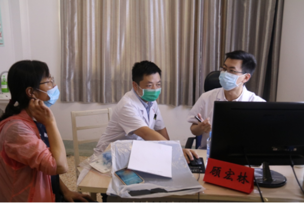 【学科建设】广东省人民医院脊柱外科昌耘冰团队工作室签约授牌仪式在我院举行