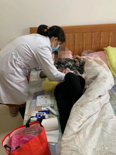 抚州：延伸服务进家门 居家护理暖人心