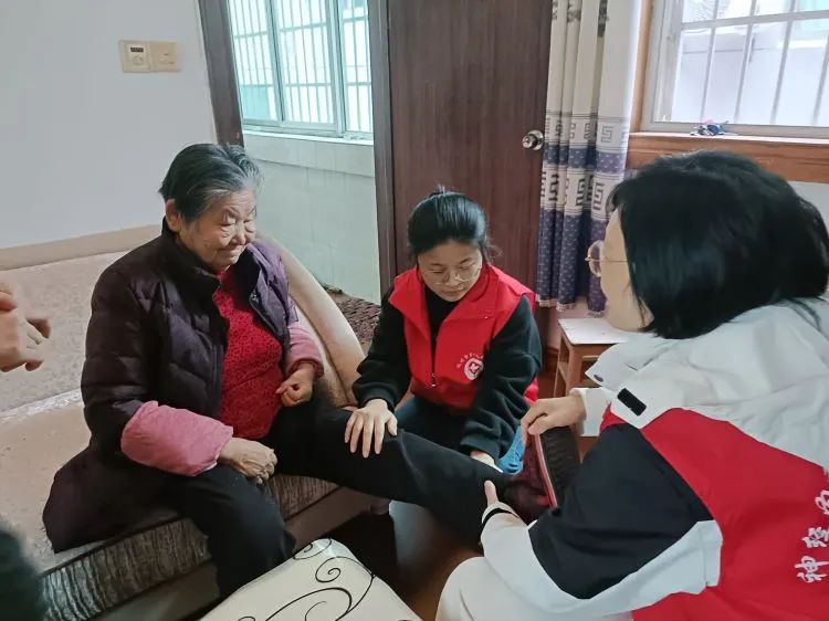 【呵护到家】护理延伸到家，关爱延续到心