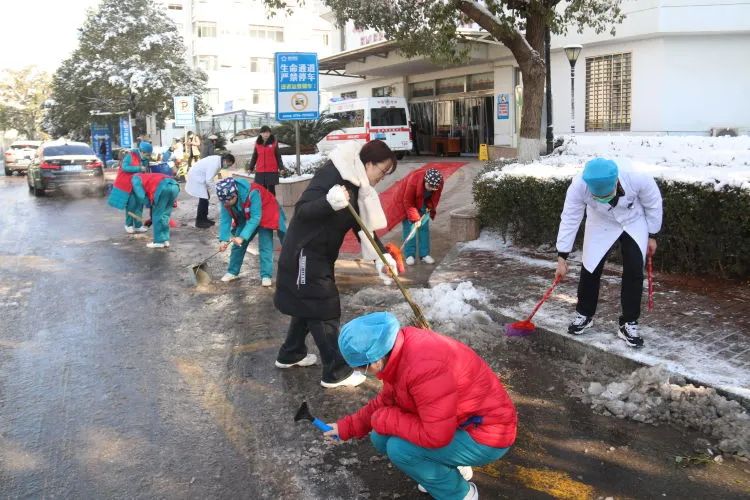 以雪为令齐行动 “医”路畅通护安全