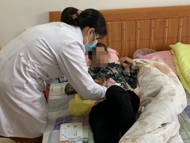 优化服务举措 用温情点亮患者“就医路”