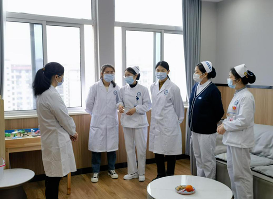 精准帮扶下基层 护理服务高发展