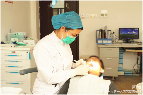 抚州市第一人民医院1个集体、6名个人荣获“江西省医疗卫生工作先进集体”和“江西省先进医务工作者”称号