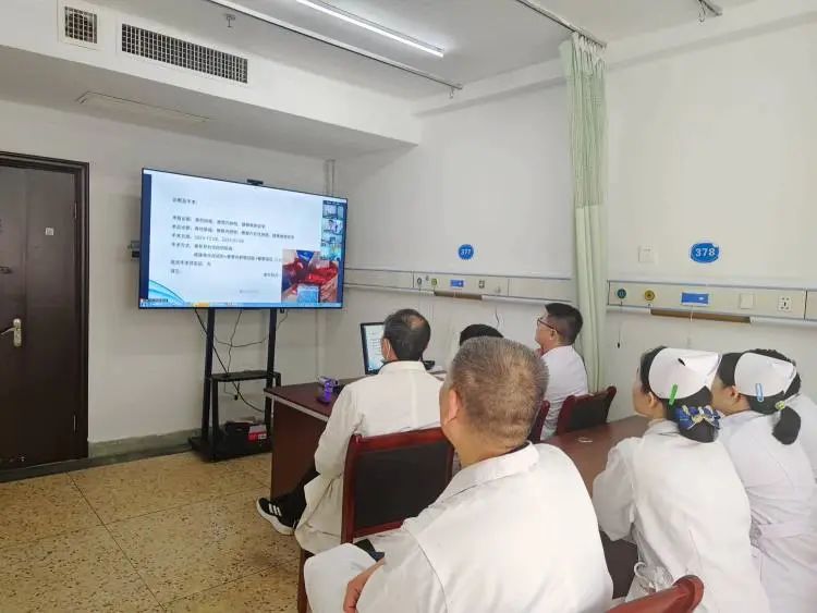 足不出户看名医 远程会诊面对面